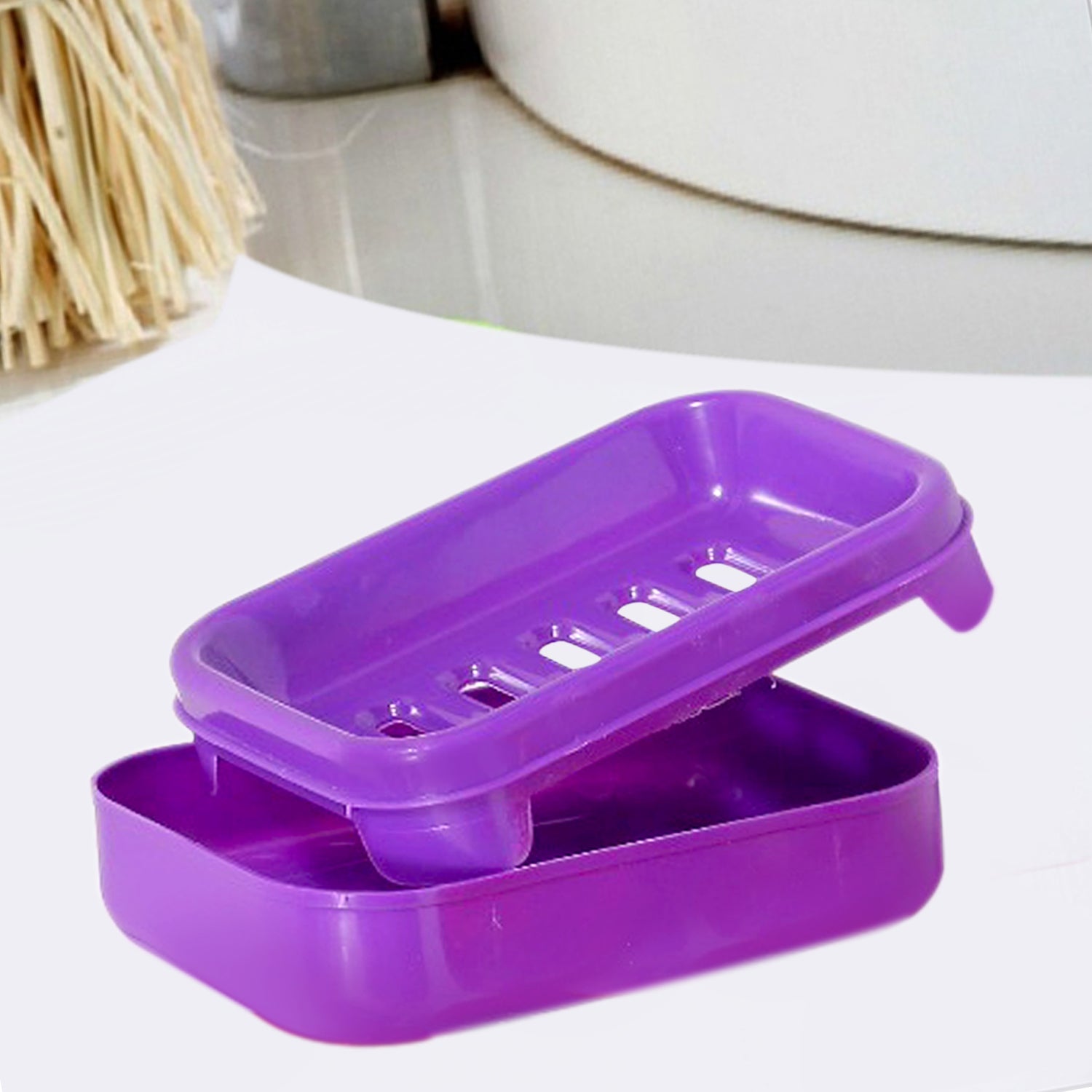 Covered Soap keeping Plastic Case for Bathroom use